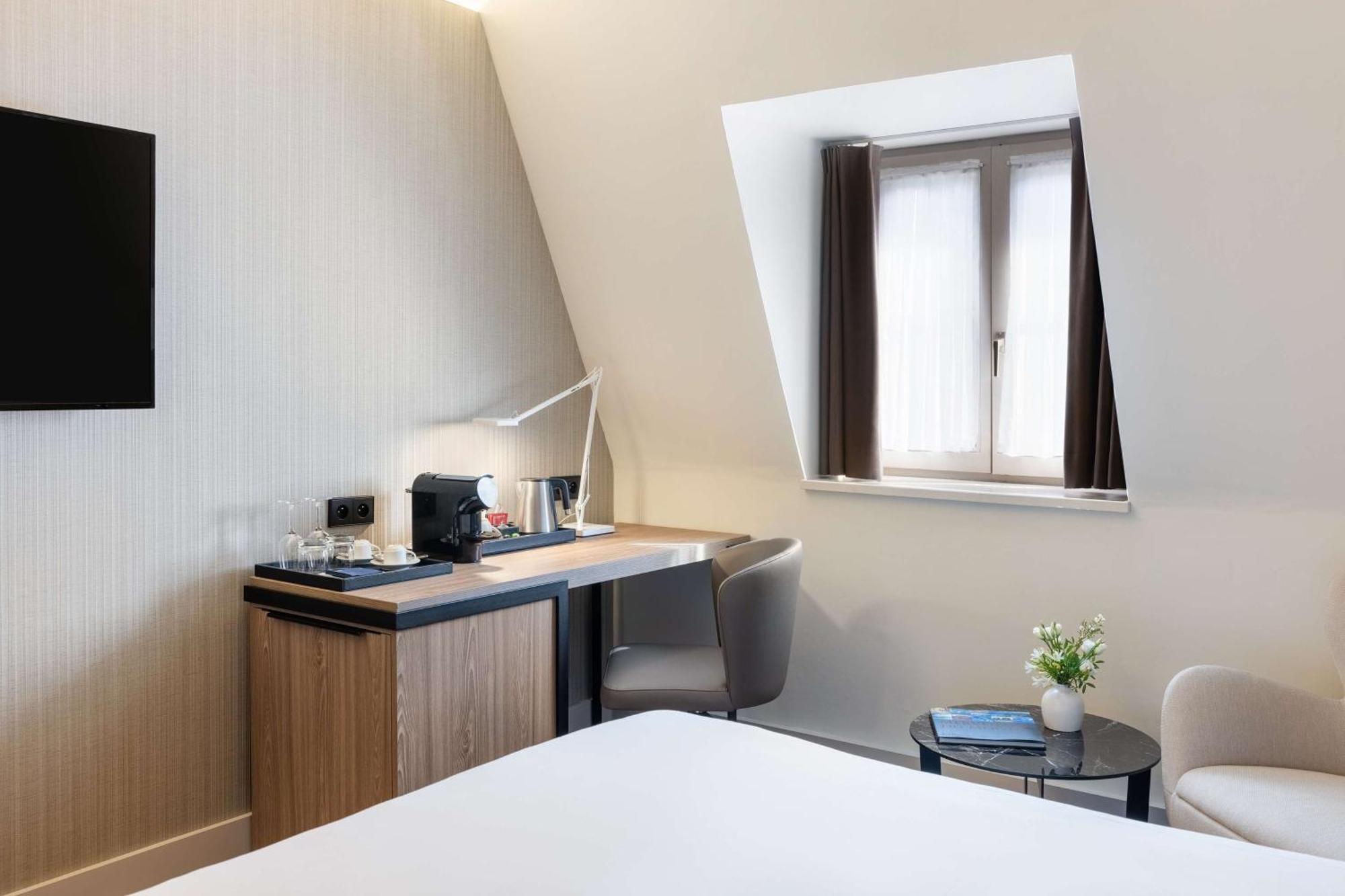Nh Brussels Carrefour De L'Europe Hotel Eksteriør billede
