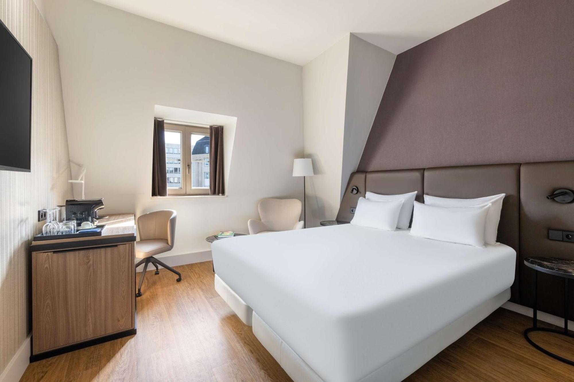 Nh Brussels Carrefour De L'Europe Hotel Eksteriør billede