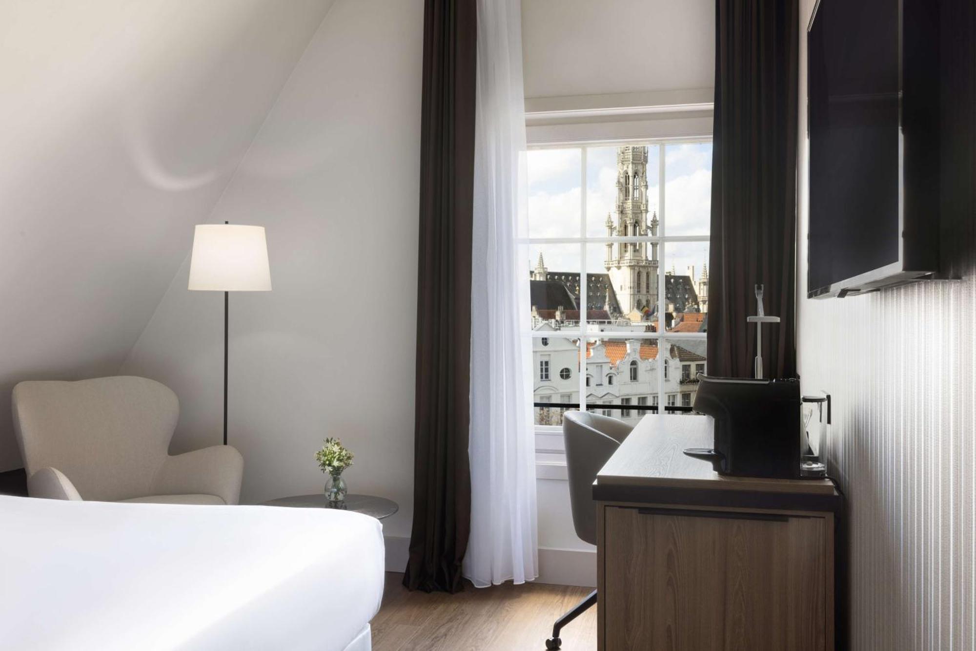 Nh Brussels Carrefour De L'Europe Hotel Eksteriør billede