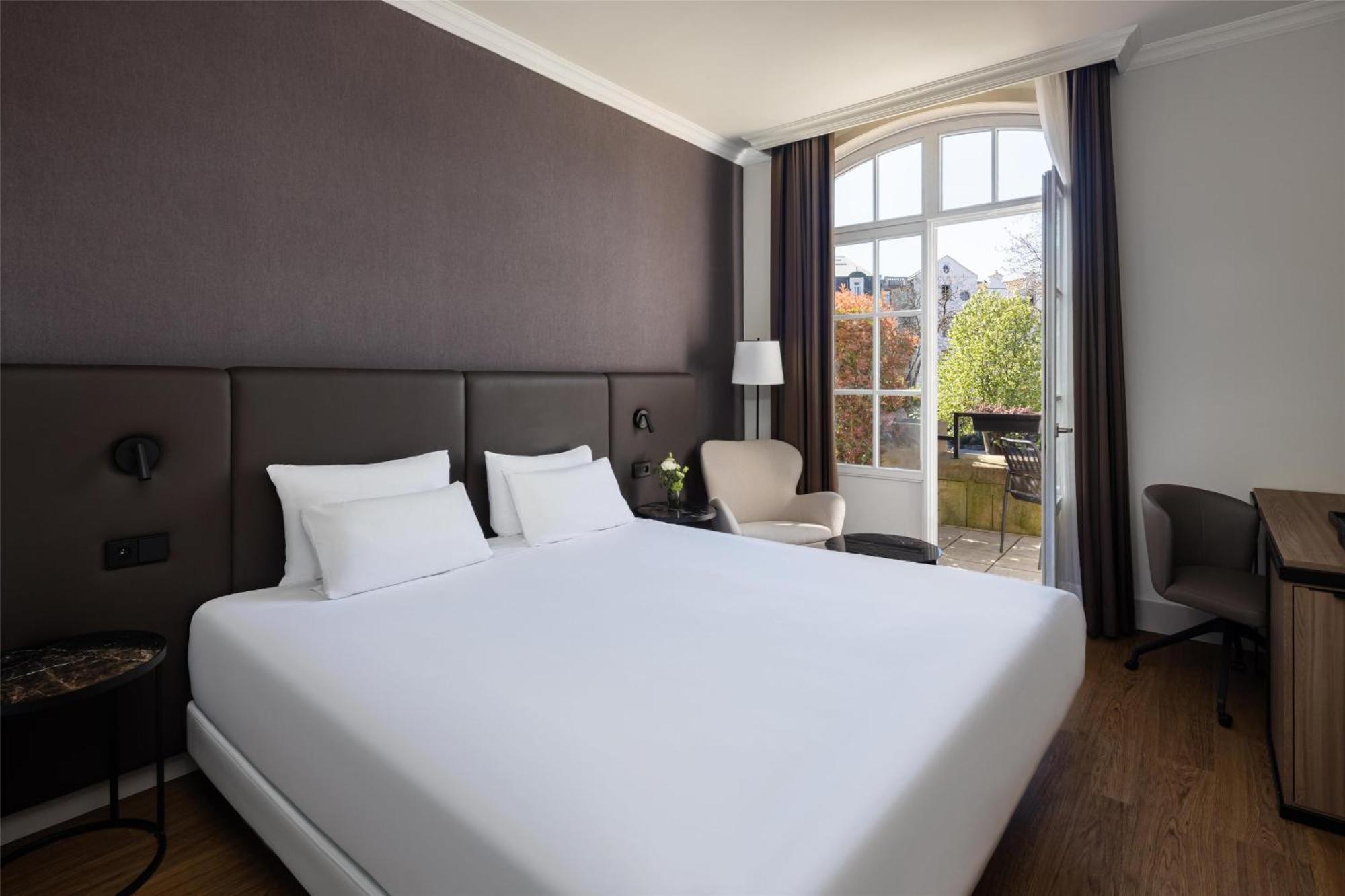 Nh Brussels Carrefour De L'Europe Hotel Eksteriør billede