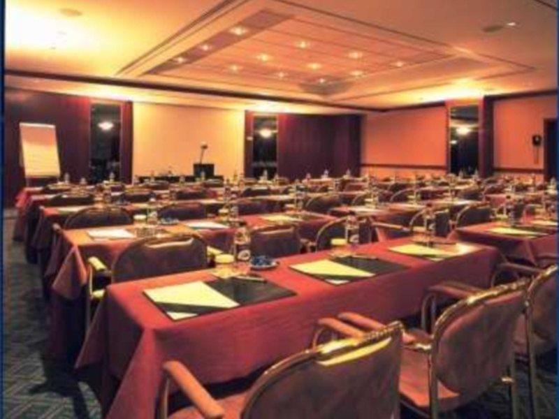 Nh Brussels Carrefour De L'Europe Hotel Eksteriør billede